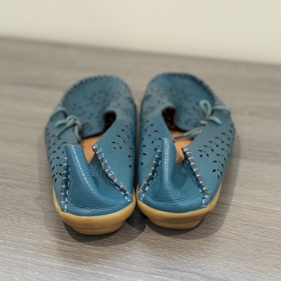 Walking Blue Women’s Stitched Leather Knobbing Sole Slip Ons Size 39 - Picture 5 of 8